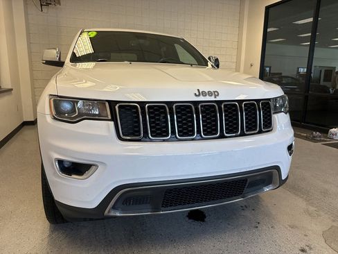 Used 2019 Jeep Grand Cherokee Limited image 37