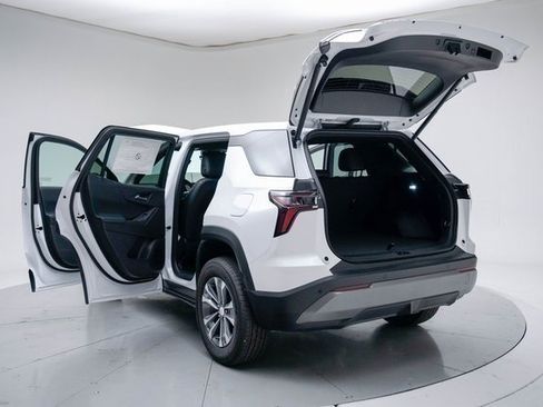 New 2026 Chevrolet Equinox LT w/ Convenience Package II image 20