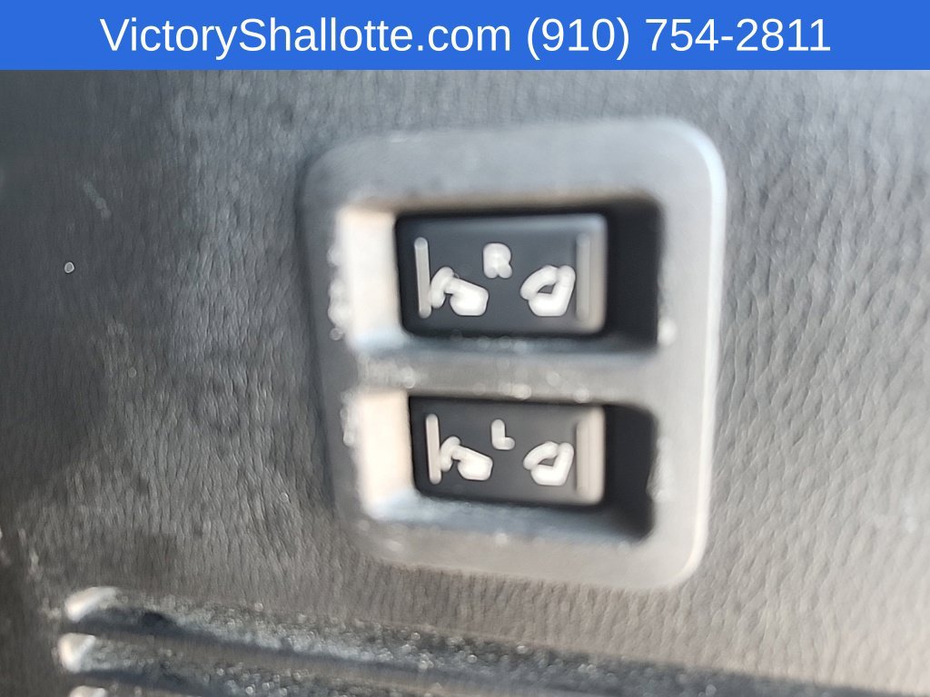 Used 2019 Nissan Armada Platinum AWD/4WD image 39