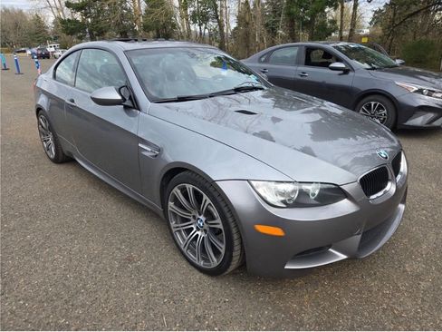 Used 2011 BMW M3 Coupe w/ Convenience Pkg image 4