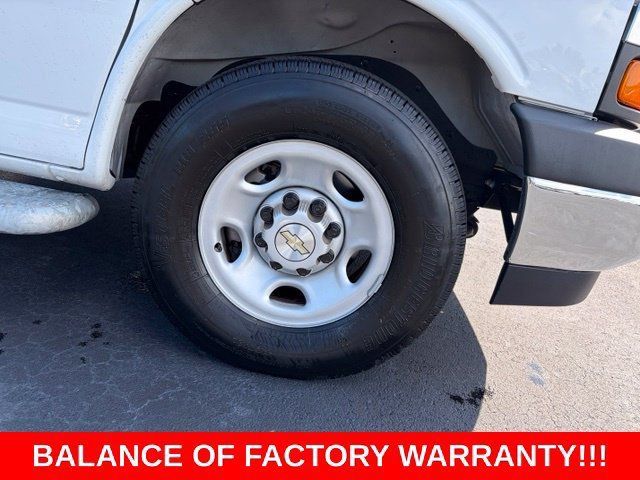 Certified 2025 Chevrolet Express 2500 w/ Driver Convenience Package RWD image 8