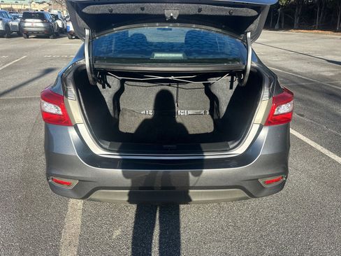 Used 2019 Nissan Sentra S image 18