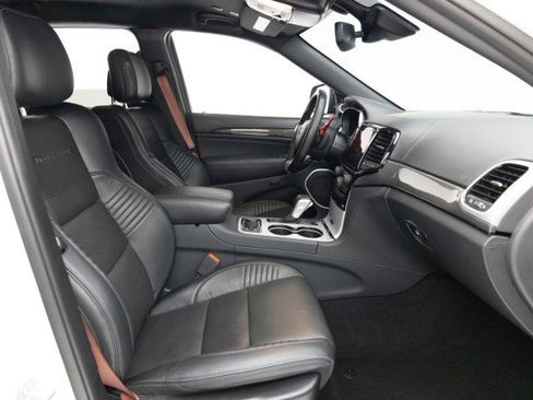 Used 2020 Jeep Grand Cherokee Trackhawk image 28