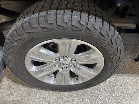 Used 2018 Ford F150 XLT w/ Equipment Group 301A Mid RWD image 29
