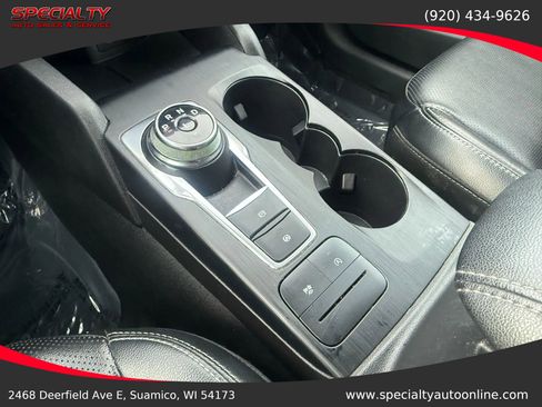 Used 2022 Ford Escape SEL image 26