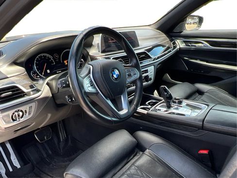 Used 2019 BMW 750i xDrive w/ Executive Package AWD/4WD image 16