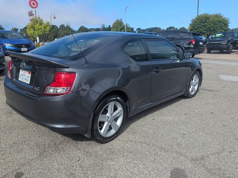 Used 2013 Scion tC FWD image 9