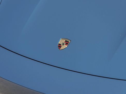 Certified 2026 Porsche Taycan AWD/4WD image 18