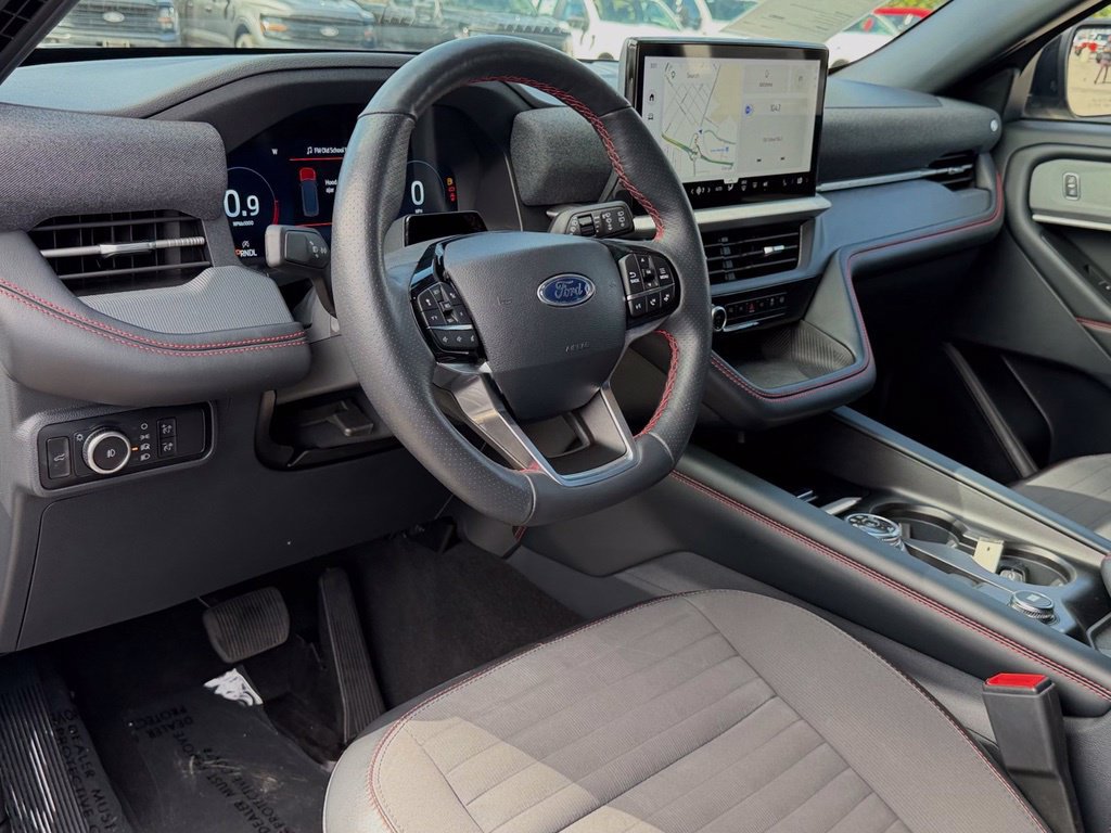 Certified 2025 Ford Explorer ST-Line AWD/4WD image 28
