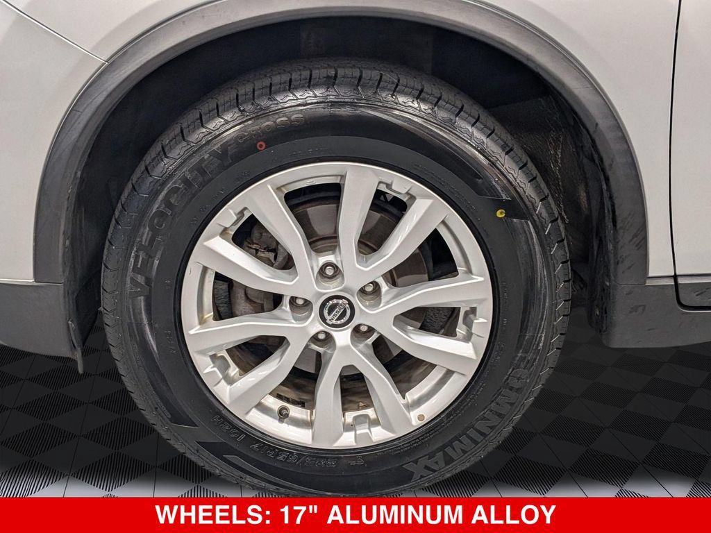 Used 2020 Nissan Rogue SV AWD/4WD image 9