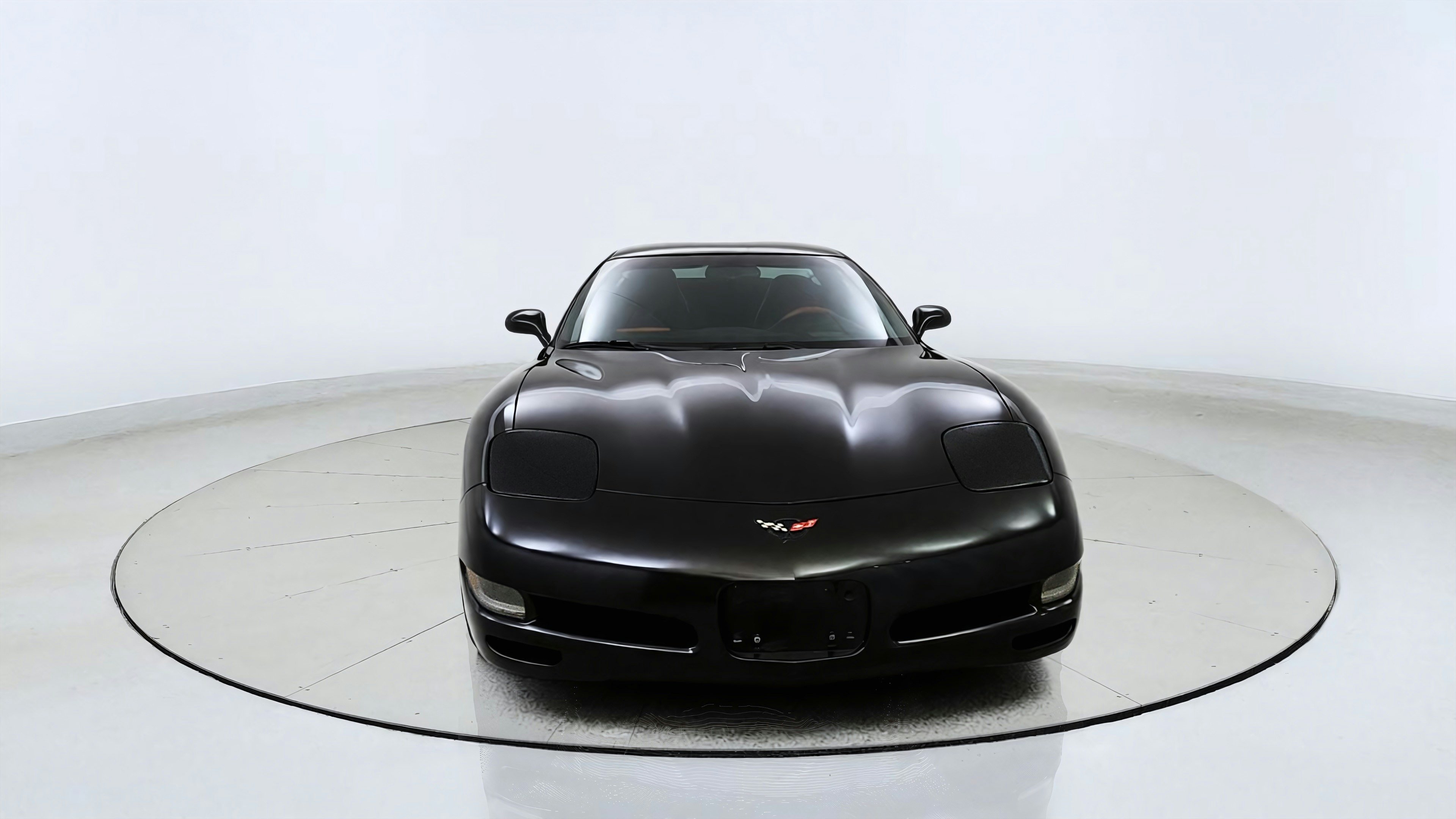 Used 2002 Chevrolet Corvette Coupe w/ Preferred Equipment Group2 RWD image 2