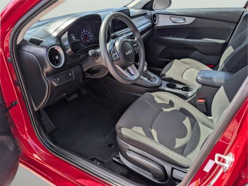 Used 2024 Kia Forte LXS image 10