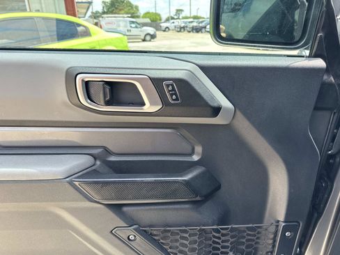 Used 2023 Ford Bronco 2-Door AWD/4WD image 19