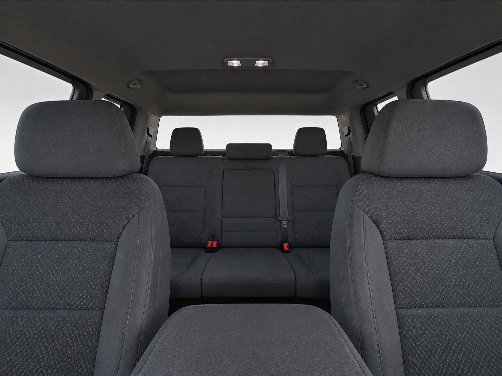 Used 2021 Chevrolet Silverado 1500 Custom w/ LPO, Dark Essentials Package AWD/4WD image 18