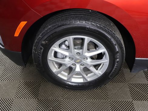 Used 2023 Chevrolet Equinox LT FWD image 15