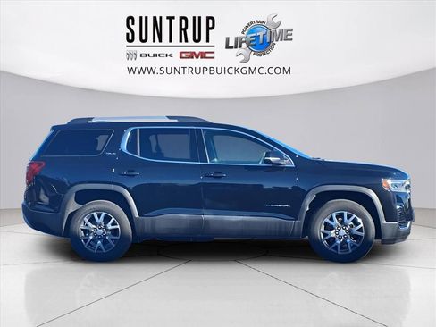 Used 2023 GMC Acadia SLE w/ Driver Convenience Package image 3