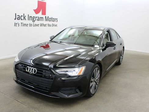 Used 2023 Audi A6 Premium Plus w/ Premium Plus Package AWD/4WD image 2
