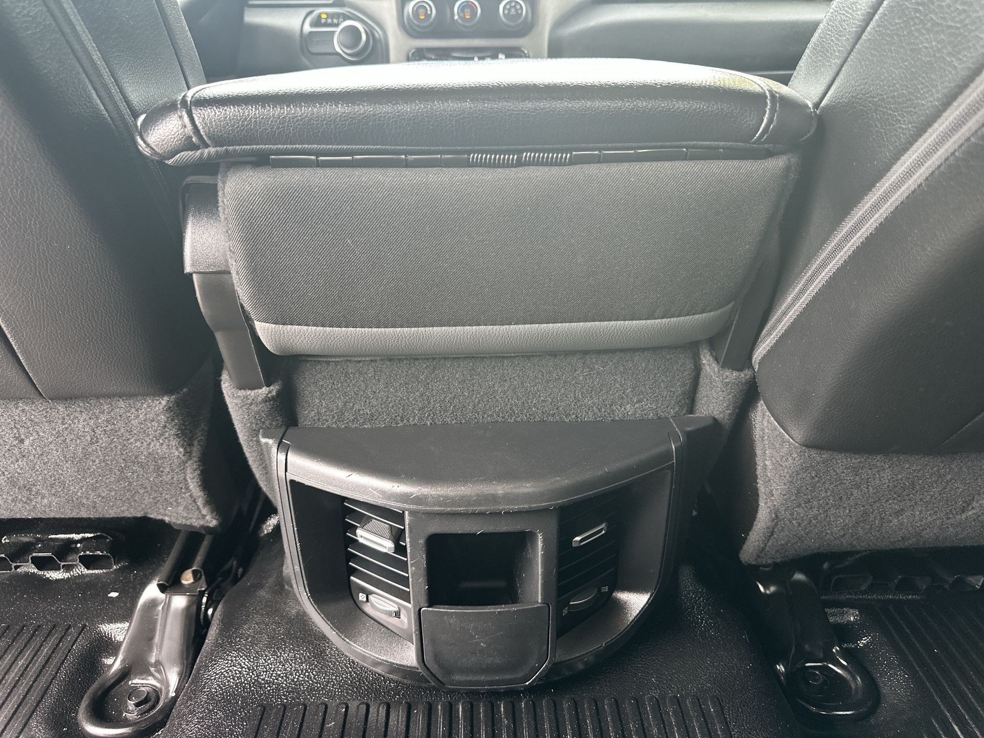 Used 2020 RAM 2500 Tradesman w/ Chrome Appearance Group RWD image 21