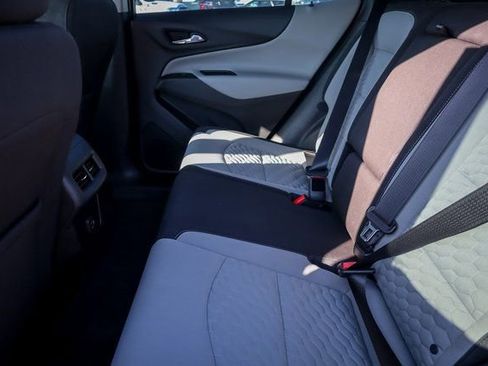 Used 2019 Chevrolet Equinox LS image 25