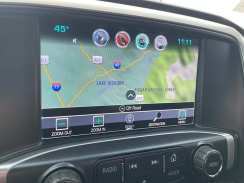 Used 2018 GMC Sierra 1500 SLT w/ SLT Premium Package image 28