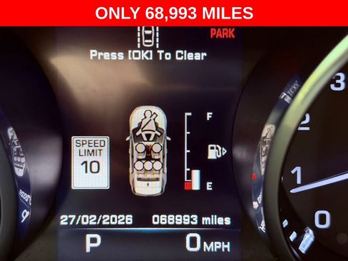 Used 2016 Land Rover Discovery Sport HSE image 4