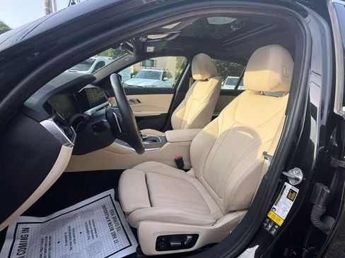 Used 2019 BMW 330i xDrive Sedan w/ Premium Package image 14