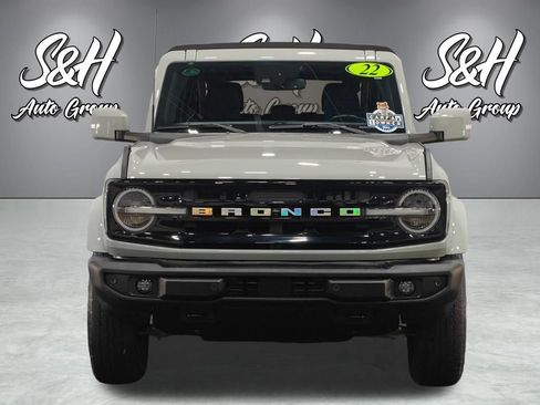 Used 2022 Ford Bronco Outer Banks AWD/4WD image 14