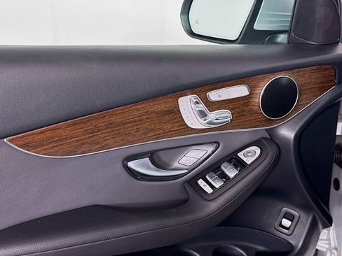 Used 2020 Mercedes-Benz GLC 300 4MATIC image 18