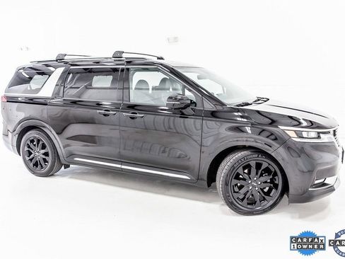 Used 2024 Kia Carnival SX Prestige image 10
