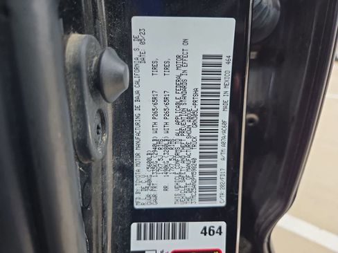Used 2023 Toyota Tacoma TRD Sport w/ Technology Package AWD/4WD image 34