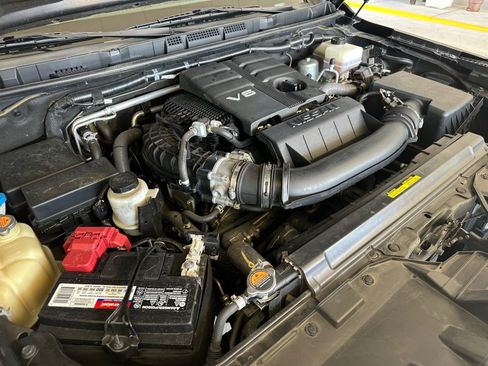 Used 2023 Nissan Frontier SV w/ Midnight Edition Package RWD image 14