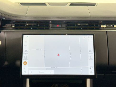 Used 2024 Land Rover Range Rover SE image 23