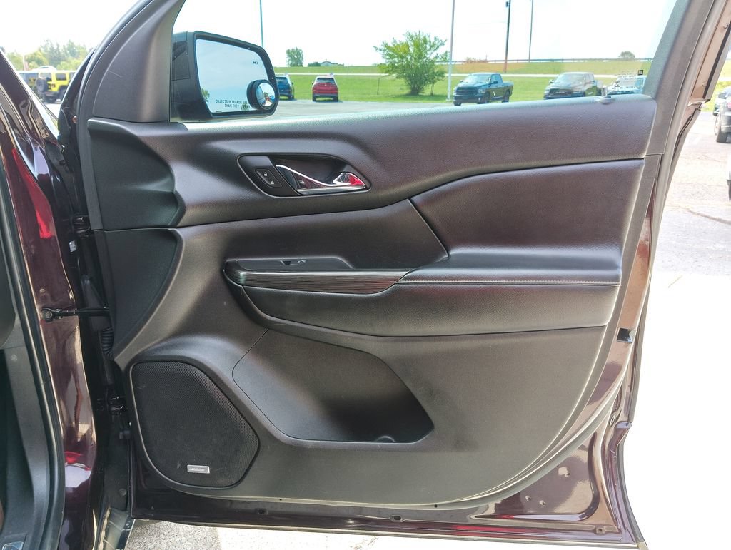 Used 2018 GMC Acadia SLE w/ Driver Alert Package I AWD/4WD image 18
