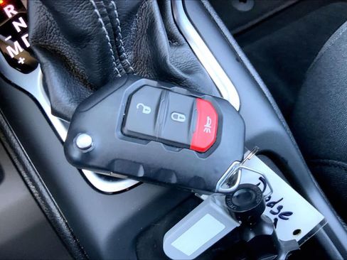 Used 2026 Jeep Gladiator Rubicon AWD/4WD image 14