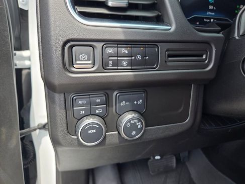 Used 2023 Chevrolet Tahoe RST w/ Luxury Package AWD/4WD image 26