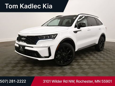 Certified 2023 Kia Sorento SX AWD/4WD image 1