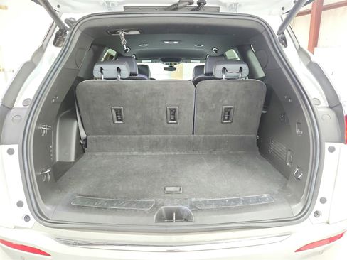 Used 2024 Buick Enclave Premium image 47