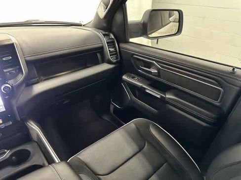 Used 2025 RAM 1500 Laramie AWD/4WD image 13