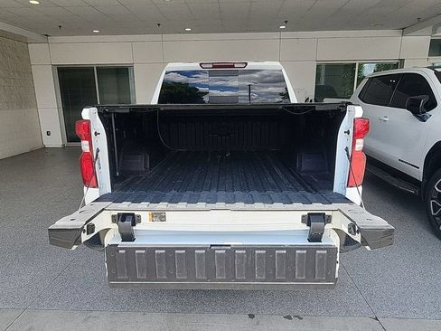 Certified 2022 Chevrolet Silverado 1500 LT Trail Boss w/ Convenience Package II AWD/4WD image 26