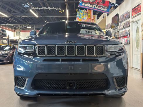 Used 2021 Jeep Grand Cherokee Trackhawk AWD/4WD image 2