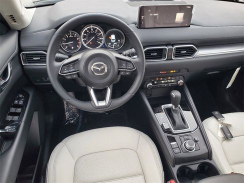 New 2025 MAZDA CX-5 AWD 2.5 S w/ Preferred Package image 19