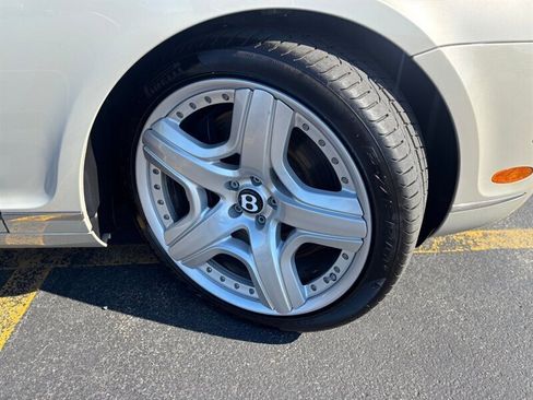 Used 2009 Bentley Continental GT image 12