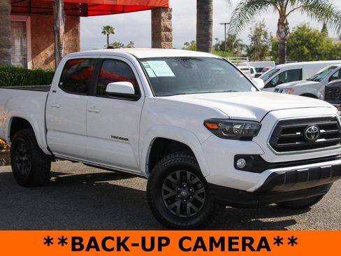 Used 2020 Toyota Tacoma SR5 image 2