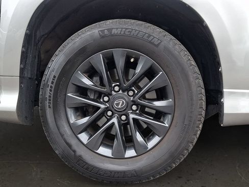Used 2022 Lexus GX 460 Premium w/ Premium Plus Package AWD/4WD image 10