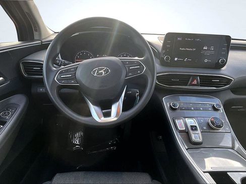 Used 2023 Hyundai Santa Fe SE image 5