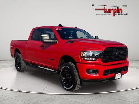 Used 2024 RAM 2500 Big Horn w/ Night Edition AWD/4WD image 7
