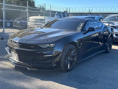 Used 2023 Chevrolet Camaro SS RWD image 8
