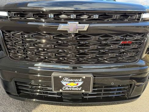 New 2026 Chevrolet Traverse RS w/ LPO, Floor Liner Package AWD/4WD image 3