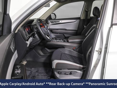 Used 2024 Volkswagen Atlas Peak Edition SEL image 7