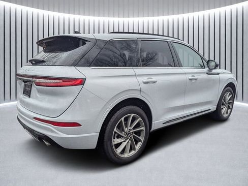 New 2026 Lincoln Corsair Grand Touring image 3